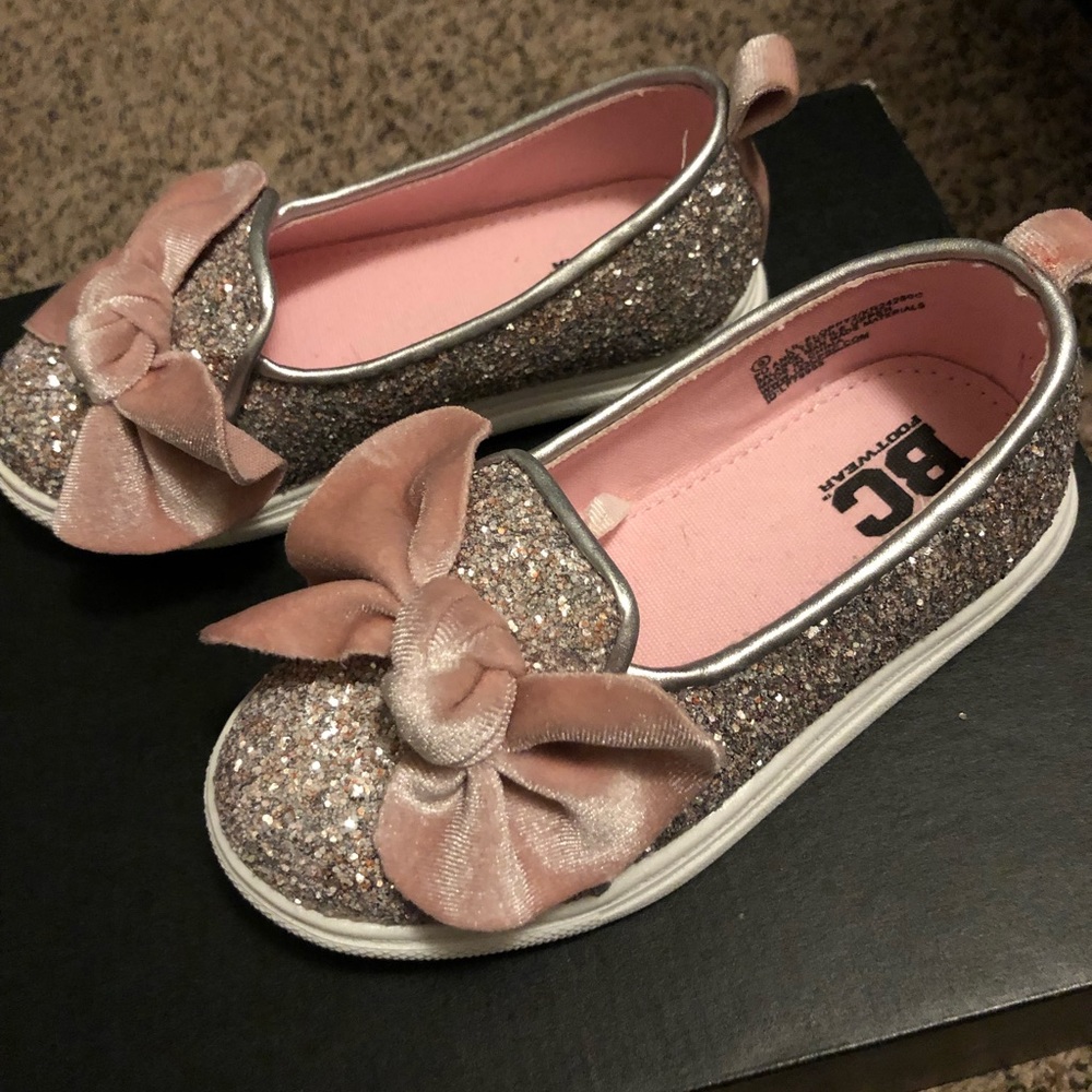 BC Footwear girl shoes, worn once !